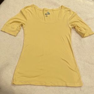 Old Navy tee - half sleeve - yellow- Size L